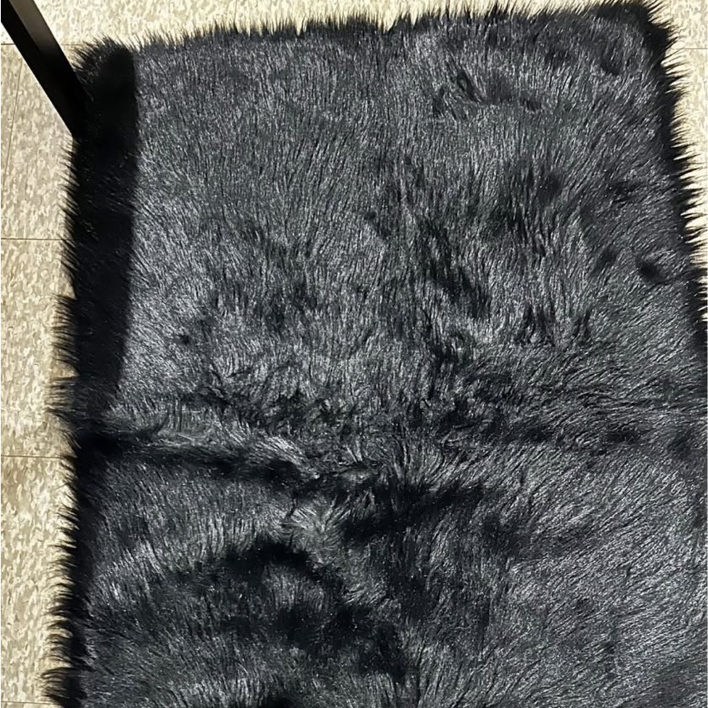 Plush Black Faux Fur Throw Rug